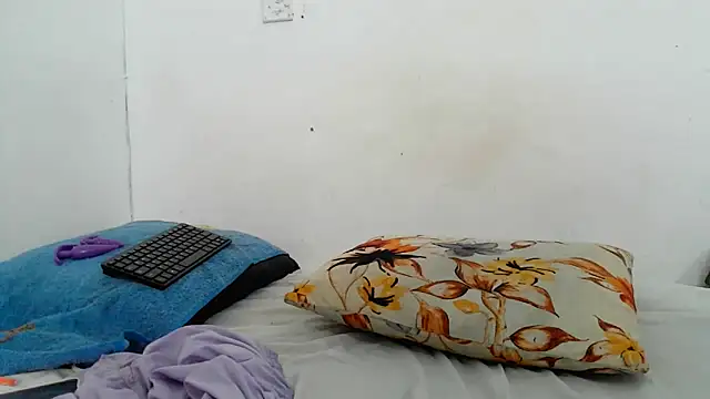 Snapshot of elfaty chatting on 14, 4, 2026 elfaty online show from 14, 4, 2026