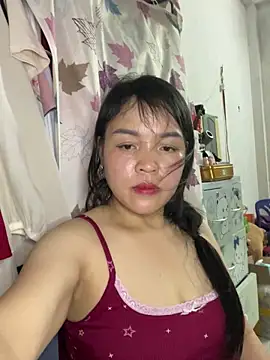 Strawberry-wet online show from 7, 4, 2026