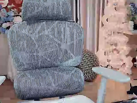 Snapshot of Agnelyn___ chatting on 11, 6, 2026 Agnelyn online show from 11, 6, 2026