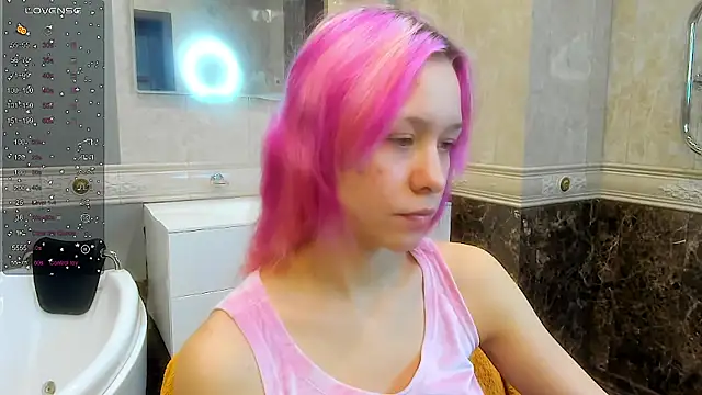 EmilyTrase online show from 29, 3, 2026