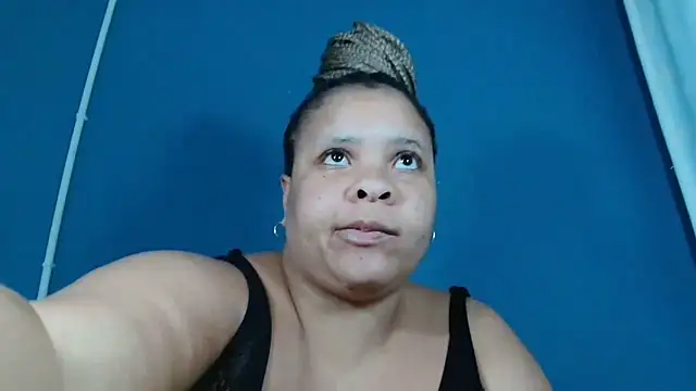 Sweet-Bella17 online show from 30, 4, 2026