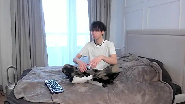 Ur NextDoor Boy online show from 2, 3, 2026