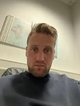 Snapshot of lovefuess chatting on 24, 2, 2026 lovefuess online show from 24, 2, 2026