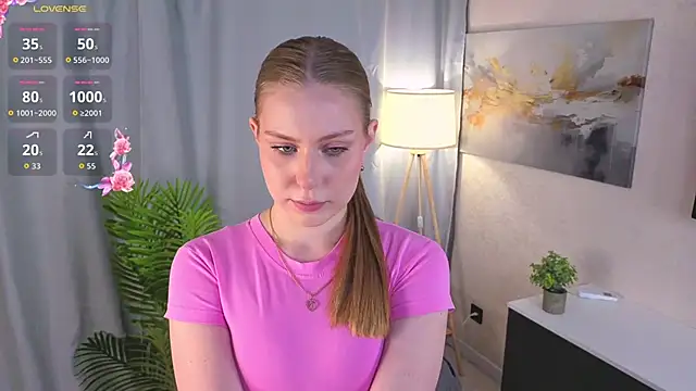 Snapshot of CharityKhamo chatting on 20, 2, 2026 CharityKhamo online show from 20, 2, 2026