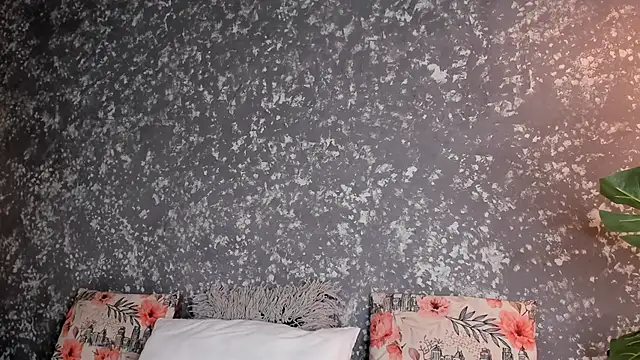 emma  summers online show from 31, 3, 2026