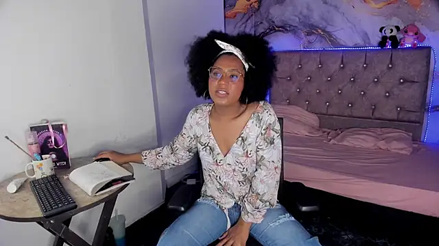 CataleyaMoon  online show from 13, 4, 2026