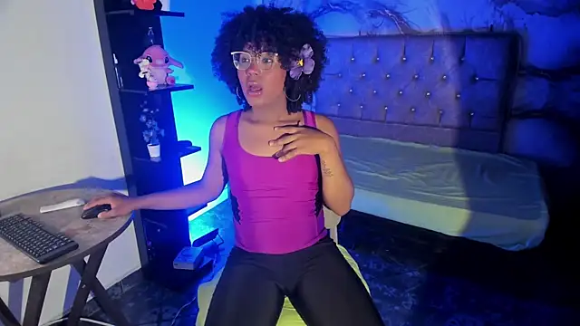 Snapshot of CataleyaMoon_ chatting on 25, 6, 2026 CataleyaMoon online show from 25, 6, 2026