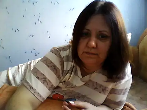 Snapshot of LockyCharm111 chatting on 2, 7, 2026 LockyCharm111 online show from 2, 7, 2026