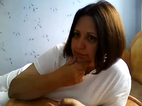 Snapshot of LockyCharm111 chatting on 22, 7, 2026 LockyCharm111 online show from 22, 7, 2026