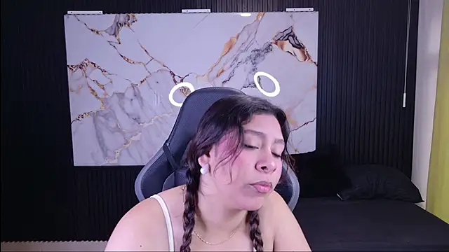 Sophie19   online show from 26, 3, 2026