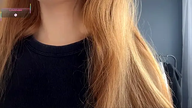 Snapshot of TaliaOgwynn chatting on 1, 3, 2026 TaliaOgwynn online show from 1, 3, 2026