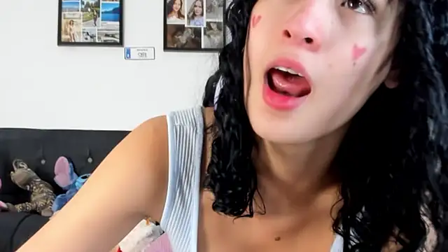 Snapshot of catalina_santana4 chatting on 12, 2, 2026 catalina santana4 online show from 12, 2, 2026