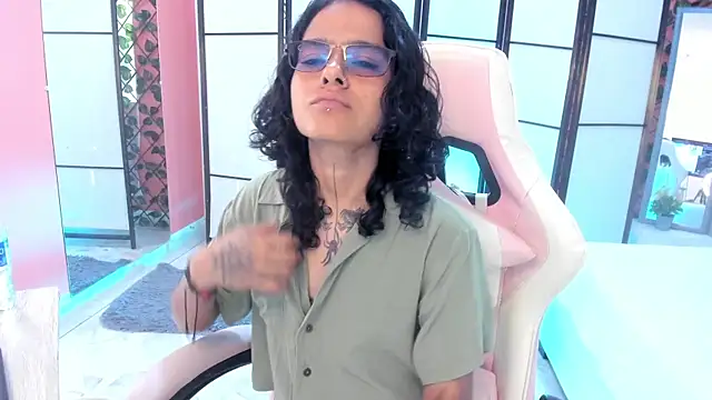 Snapshot of Julianne_7 chatting on 23, 2, 2026 Julianne 7 online show from 23, 2, 2026