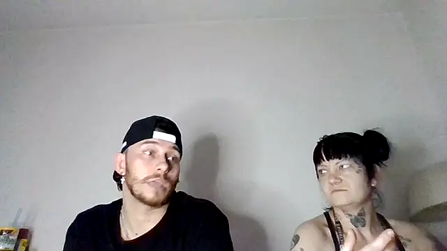 Tallhungandcloudy online show from 14, 4, 2026