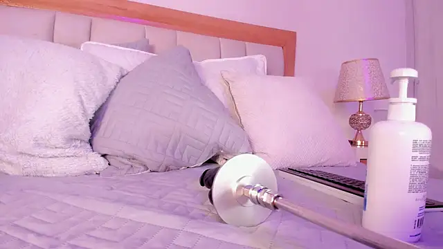 Snapshot of Bunny_Blush1 chatting on 27, 2, 2026 Bunny Blush1 online show from 27, 2, 2026