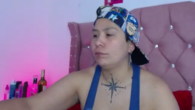 Snapshot of nat_evans8 chatting on 28, 2, 2026 nat evans8 online show from 28, 2, 2026