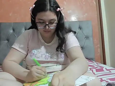 Snapshot of DearestKittyKat chatting on 21, 2, 2026 DearestKittyKat online show from 21, 2, 2026