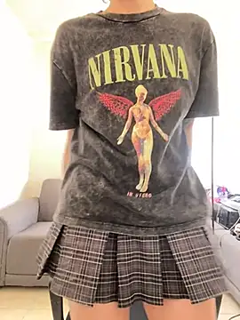 JeanneDuval8888 online show from 16, 4, 2026