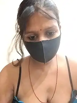 Snapshot of ankita077 chatting on 24, 6, 2026 ankita077 online show from 24, 6, 2026