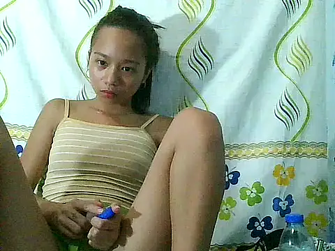 Snapshot of Asianpinay_Skinny1818 chatting on 1, 5, 2026 Asianpinay Skinny1818 online show from 1, 5, 2026