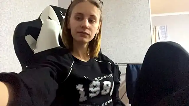 Snapshot of Sweety_Burger chatting on 18, 2, 2026 Sweety Burger online show from 18, 2, 2026