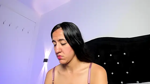 Snapshot of gisell_antonella chatting on 7, 5, 2026 gisell antonella online show from 7, 5, 2026