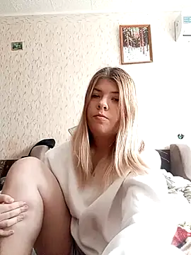 EvaTallor online show from 4, 3, 2026