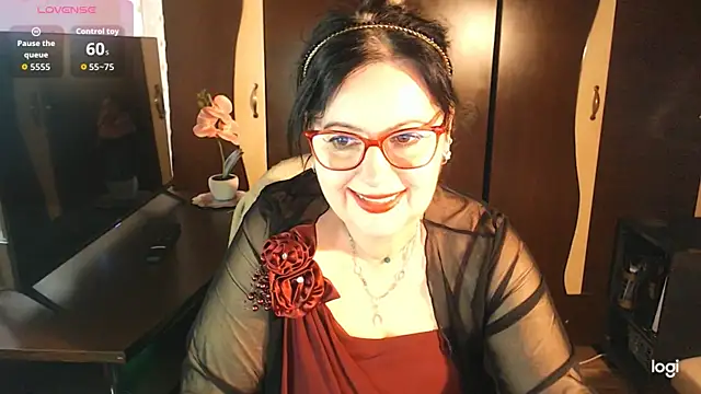 exiMIlf online show from 2, 4, 2026