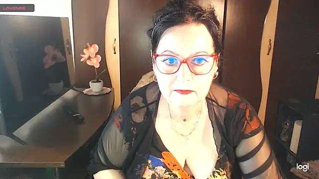 Snapshot of exiMIlf chatting on 22, 5, 2026 exiMIlf online show from 22, 5, 2026