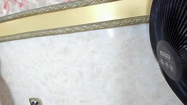 Veronica hottie online show from 2, 3, 2026