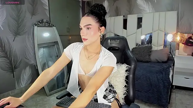 Snapshot of Veronica_hottie chatting on 28, 4, 2026 Veronica hottie online show from 28, 4, 2026