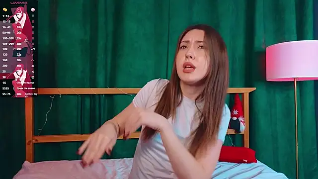 Snapshot of AliceZimmer chatting on 26, 2, 2026 AliceZimmer online show from 26, 2, 2026