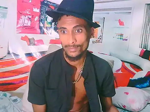 Snapshot of EroticPoison69 chatting on 25, 2, 2026 EroticPoison69 online show from 25, 2, 2026