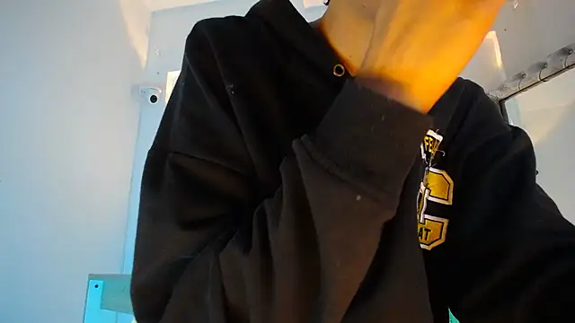 jullian ricci online show from 6, 4, 2026