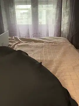 kingXqueenXX online show from 2, 4, 2026