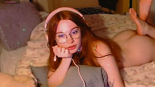 Snapshot of GhostLane chatting on 1, 3, 2026 GhostLane online show from 1, 3, 2026