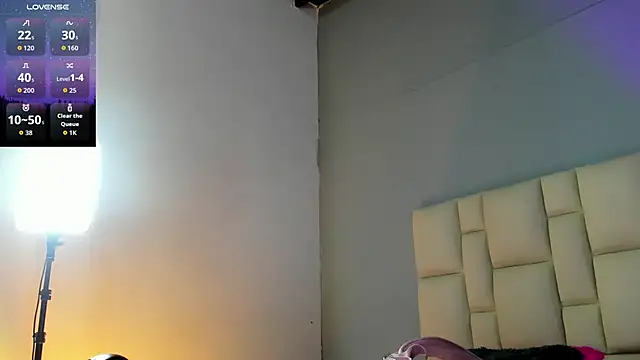 Snapshot of Zaphiro__Sky chatting on 25, 2, 2026 Zaphiro Sky online show from 25, 2, 2026