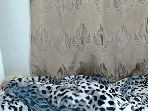 Snapshot of BootyCaramelxx chatting on 14, 2, 2026 BootyCaramelxx online show from 14, 2, 2026