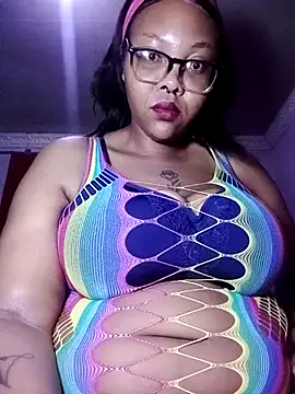 Snapshot of ShantelBootyBoobs chatting on 23, 6, 2026 ShantelBootyBoobs online show from 23, 6, 2026