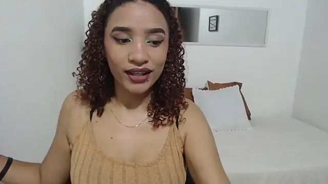 Snapshot of Alice_Grinnerk chatting on 20, 2, 2026 Alice Grinnerk online show from 20, 2, 2026