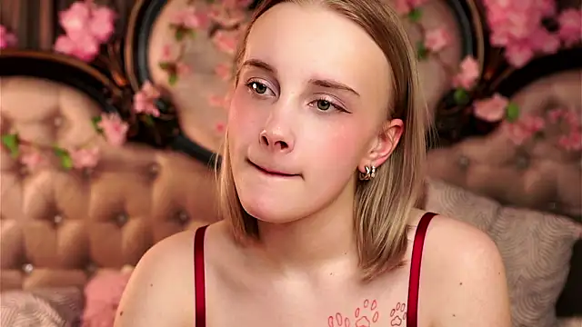 Snapshot of KirstinMcgeady chatting on 11, 3, 2026 KirstinMcgeady online show from 11, 3, 2026