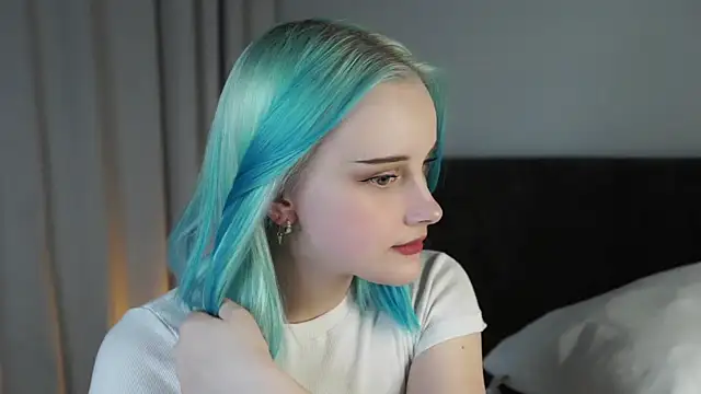 Snapshot of KirstinMcgeady chatting on 23, 5, 2026 KirstinMcgeady online show from 23, 5, 2026
