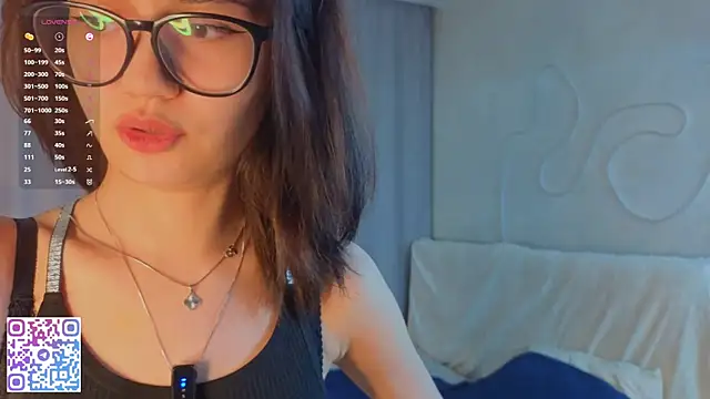 BeatrisRosel online show from 12, 4, 2026