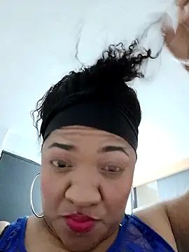 Snapshot of honey-suckle chatting on 21, 2, 2026 honey-suckle online show from 21, 2, 2026