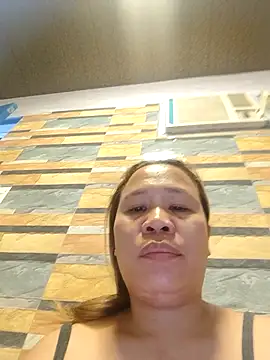 squirtshantal online show from 2, 3, 2026