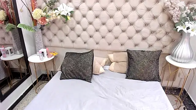 Snapshot of VanessaLanz chatting on 1, 3, 2026 VanessaLanz online show from 1, 3, 2026