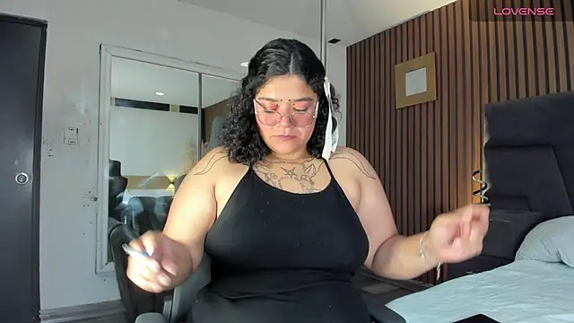 Snapshot of DarkReed chatting on 25, 2, 2026 DarkReed online show from 25, 2, 2026