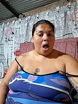 Juli Powl online show from 8, 4, 2026