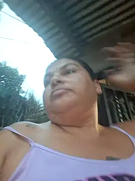 Snapshot of Juli_Powl chatting on 19, 5, 2026 Juli Powl online show from 19, 5, 2026