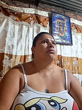 Snapshot of Juli_Powl chatting on 20, 5, 2026 Juli Powl online show from 20, 5, 2026
